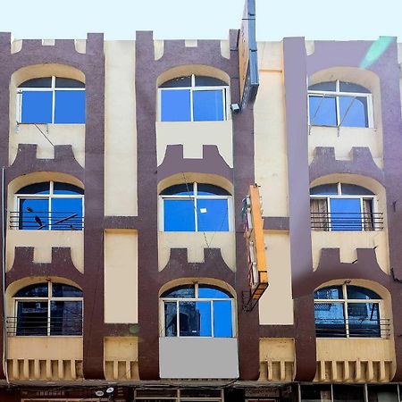 Spot On Hotel Sawera Indore Buitenkant foto